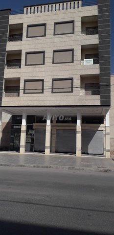 Locale commercial très bien placé 