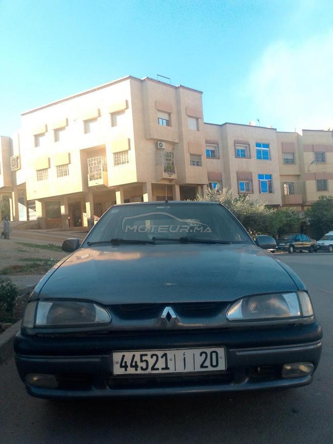 سيارة 19 رونو 