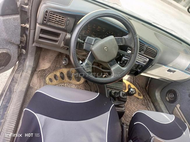 Renault 19