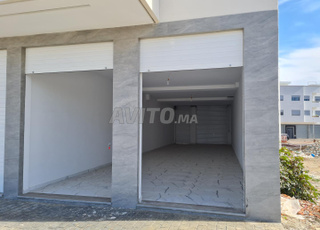 محل موثق 90م² مقابل ريفر