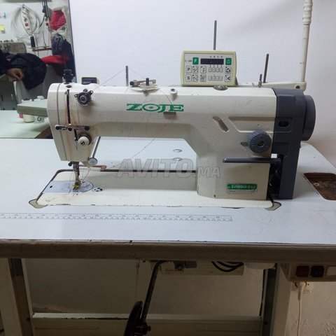 Machine de couture avendre