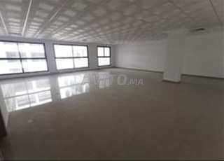 plateau bureau semi fini a vendre a safi 68 m2p