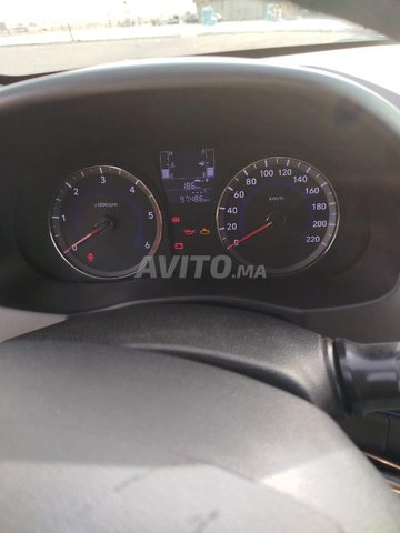 هيونداي أكسنت ديزل يدوي 2019 في الداخلة