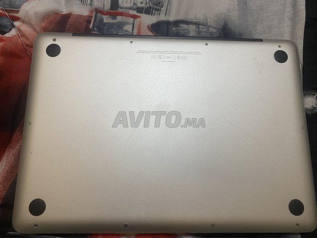 MacBook pro 2011