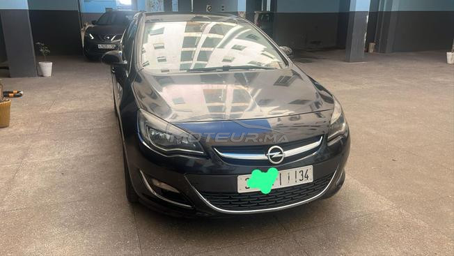 Opel Astra J Diesel Manuelle 2013 à Casablanca