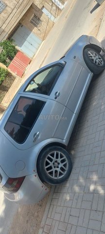 Volkswagen Golf 4 Diesel Manuelle 2000 à Taourirt