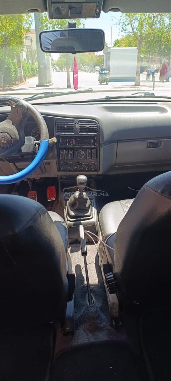 Renault 19