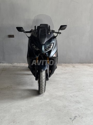 Yamaha T-max 560 Techmax 