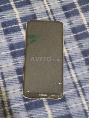 Huawei Y7 Prime 2019  - 700 DH