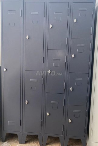 Fabrication Des Vestiaires 2000