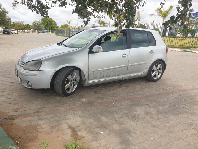 Golf 5 li bghaha dwi msg 