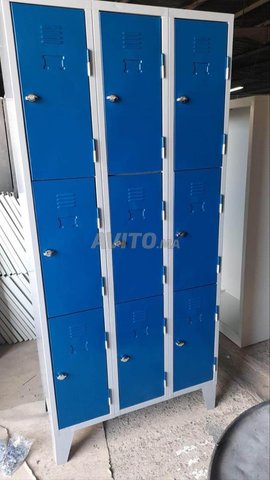 CASIER VESTIAIRE METALLIQUE 