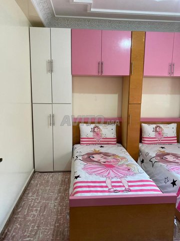 double chambre à  coucher fille complet 