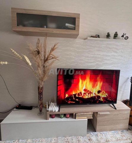 Meuble tv tres bon etat