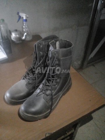 Chaussures magnum militaire 