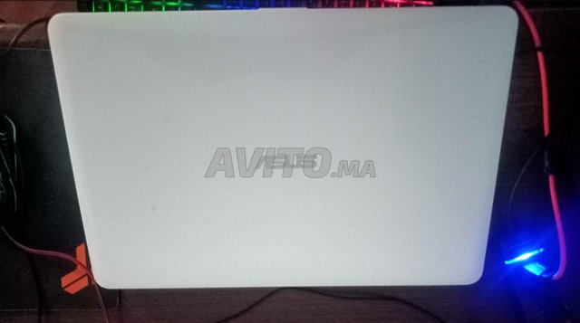 Asus Sonic Master avec clavier gamer offert