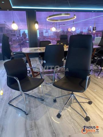Des fauteuils en cuir et simili cuir disponible  - 2