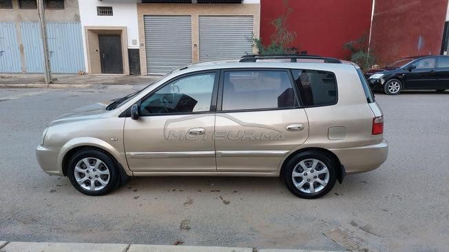 kia carens 