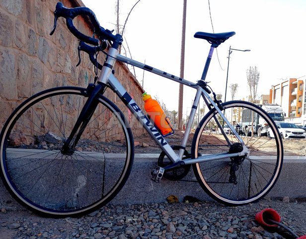 BTWIN TRIBAN 100 بحال جديد