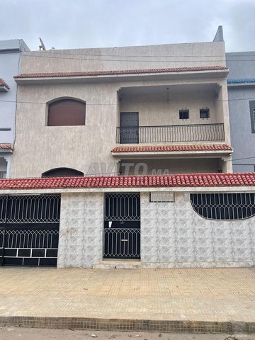 فيلا مفروشة للكراء الشهري مع كونطرا محددة المدة 