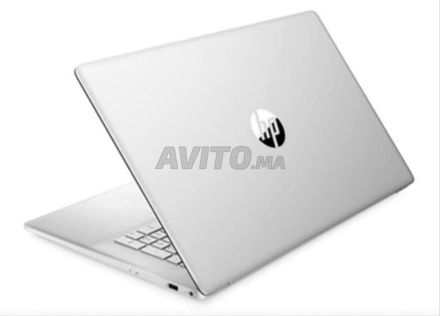HP Laptop 17 Ryzen 7-5700U (Neuf)