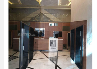 81m au Top emplacement du BD Abdelmoumen