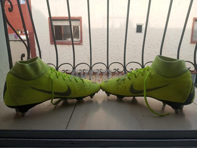 Godass Mercurial Taille 40 Original en bonne état 