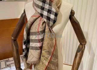 Châles Chic Burberry BR6540