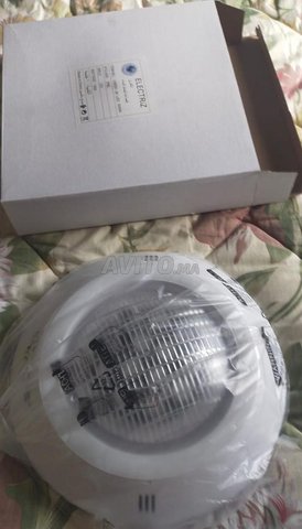  Projecteurs des piscines 