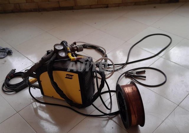 ESAB CaddyTig 2200i TA34 AD/DC TIG Welder