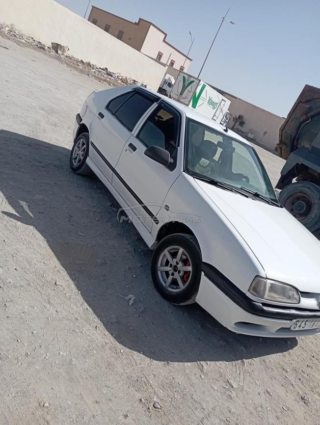 سيارة للبيع