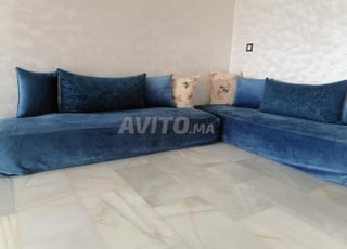 2 éponges 2 mètres tissus et 6 coussins