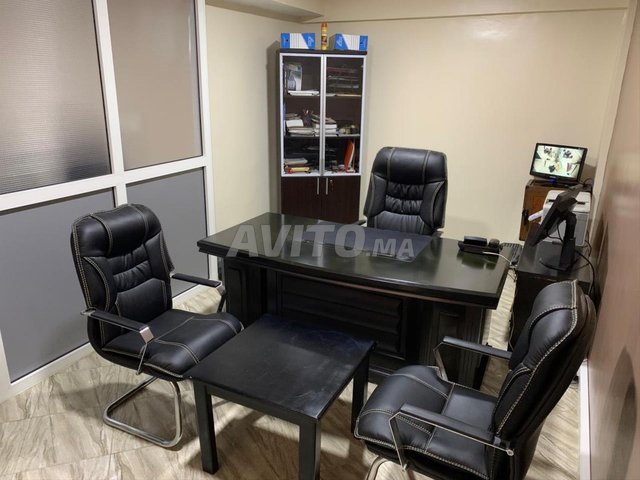 Bureau bien équipé à vendre 
