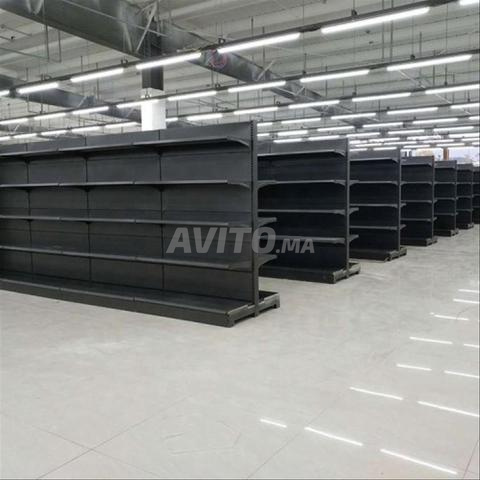 rayonnage super marche noir A - 2