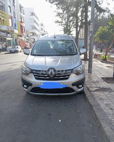 Renault Express Diesel Manuelle 2021 à Benslimane
