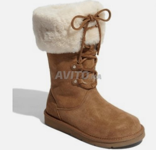 Bottes UGG Australia Montclair femme marron 
