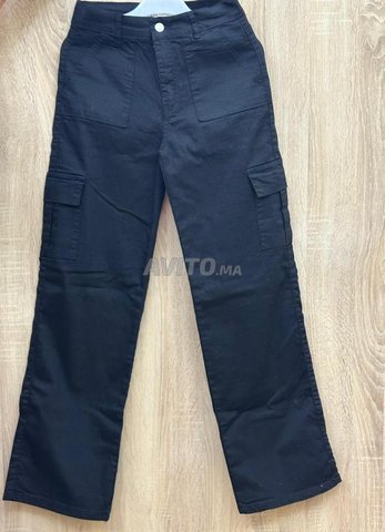 pantalon cargo neuf (taille M/ 38 couleur noir) 