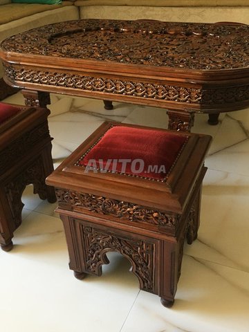 Table en bois artisanale 