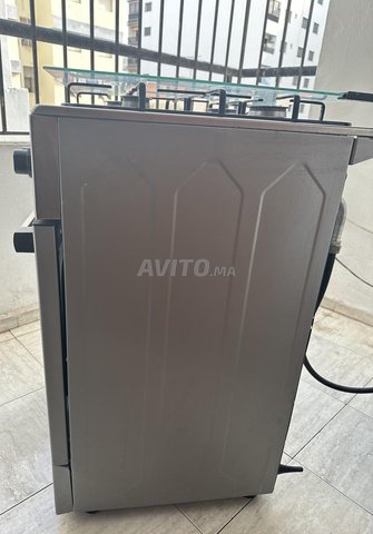 Cuisinière à gaz en très bon état 
