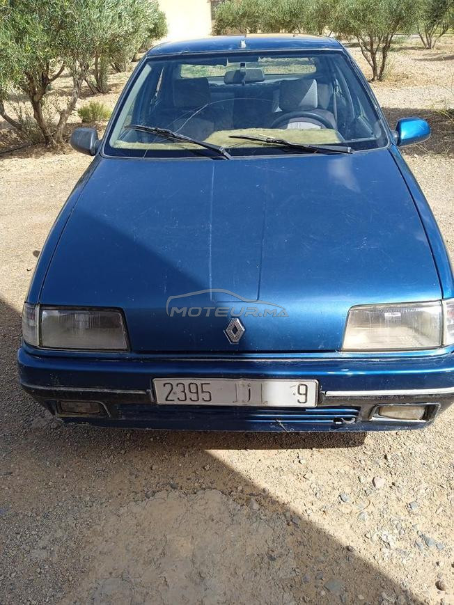 Renault 19 Essence Manuelle 1991 à Talsint