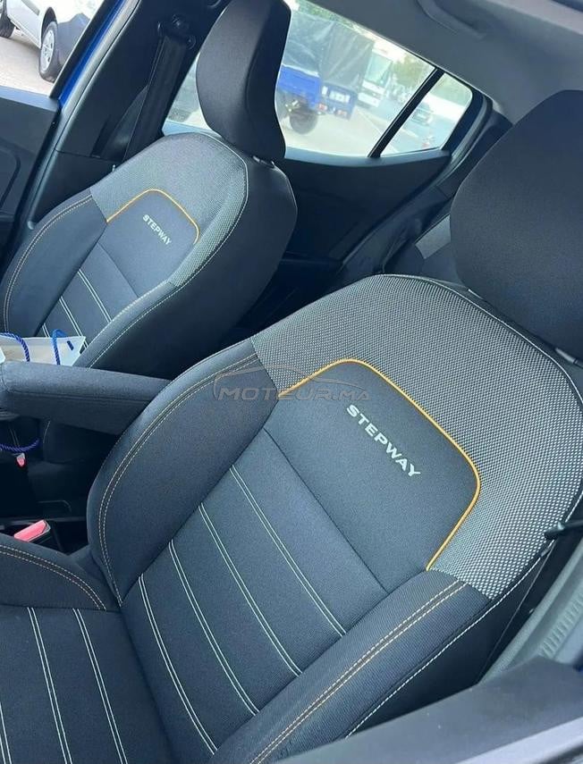 dacia sandero stepway modèle 2022 bon état 