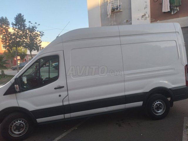 ,سيارة للبيع