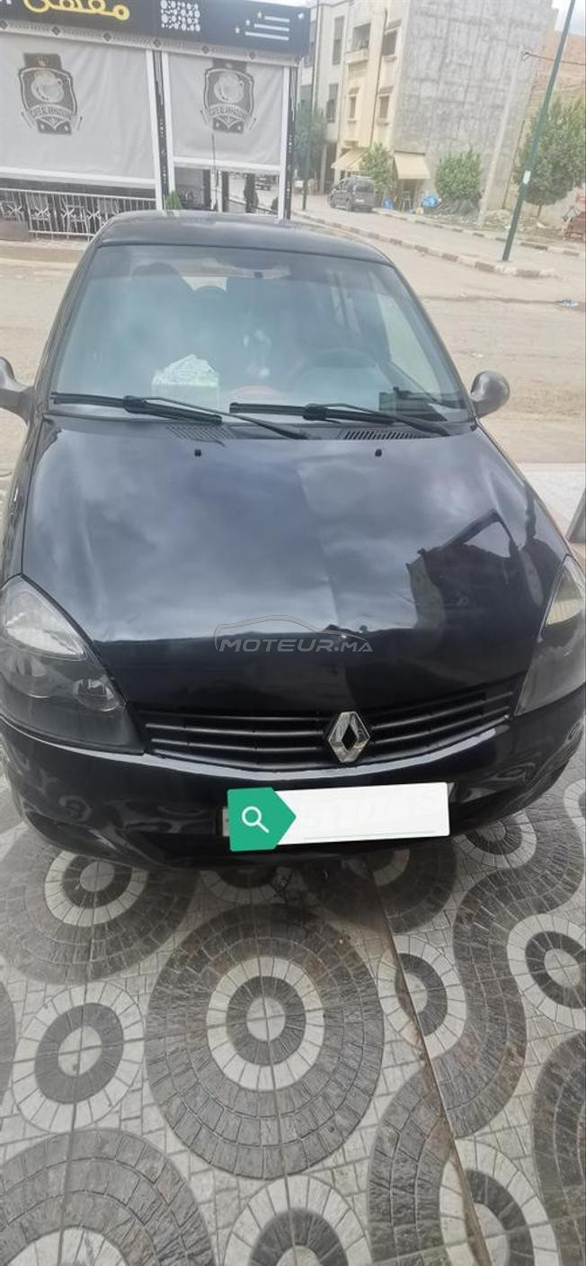 Renault Clio Essence Manuelle 2013 à Taounate