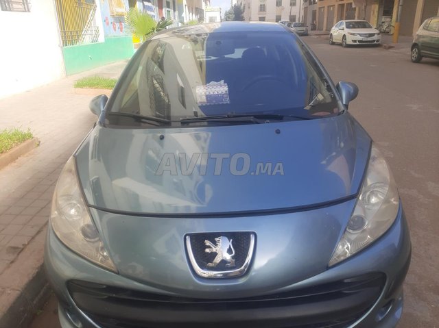 Peugeot essence 207