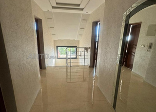 Villa à vendre à cité suisse 