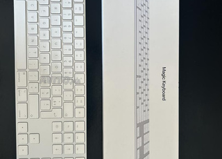 Magic Keyboard Apple avec pavé numérique