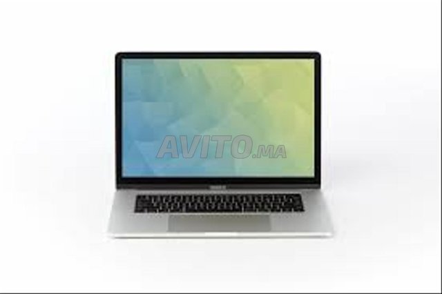 MacBook Pro 2015 i7 16G 1T 488 CYCL NVIDIA GT750M