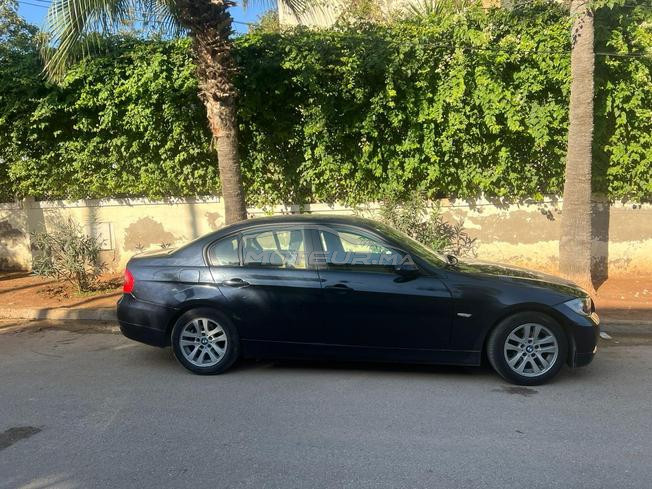 320i BMW en très bon état, Casa