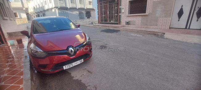 Renault Clio Essence Manuelle 2018 à Nador
