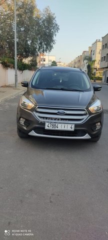 Ford Kuga trend plus Diesel 2017 parfaite état 